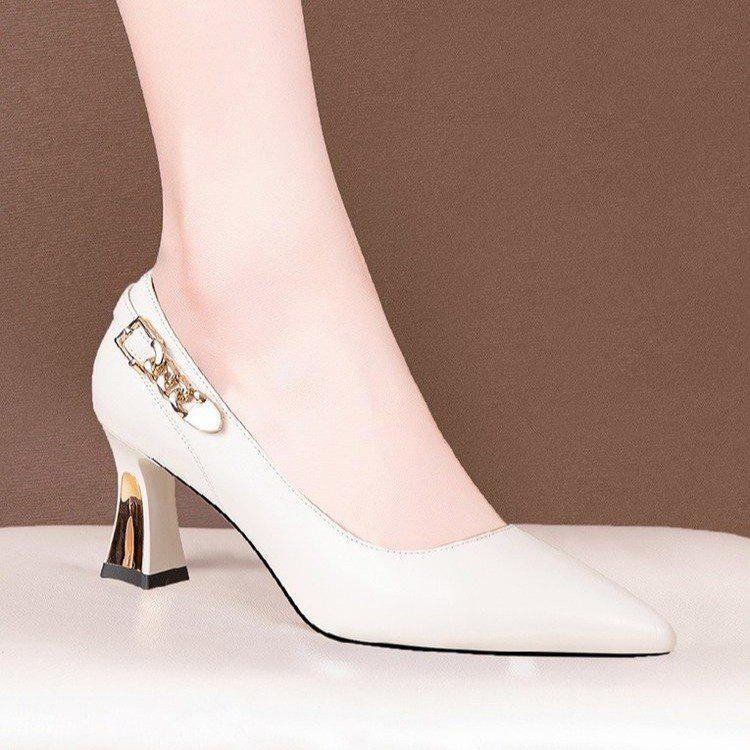 Черные кожаные туфли с острым носком и массивным каблуком - Коллекция Весна 2025: Универсальные, Профессиональные Женские Туфли на Высоком Каблуке