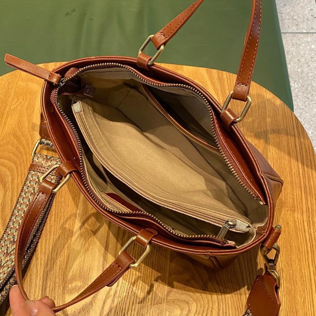 Retro First-layer Cowhide Women's Bag, New Genuine Leather Vegetable Tanned Leather, Portable Messenger Bag, Polished Soft Leather, Live Stream.