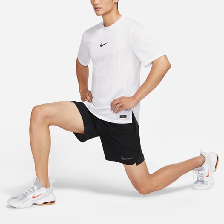Nike T Shirts Men's White Crew Neck Moderate Straight Fit DD1704-100