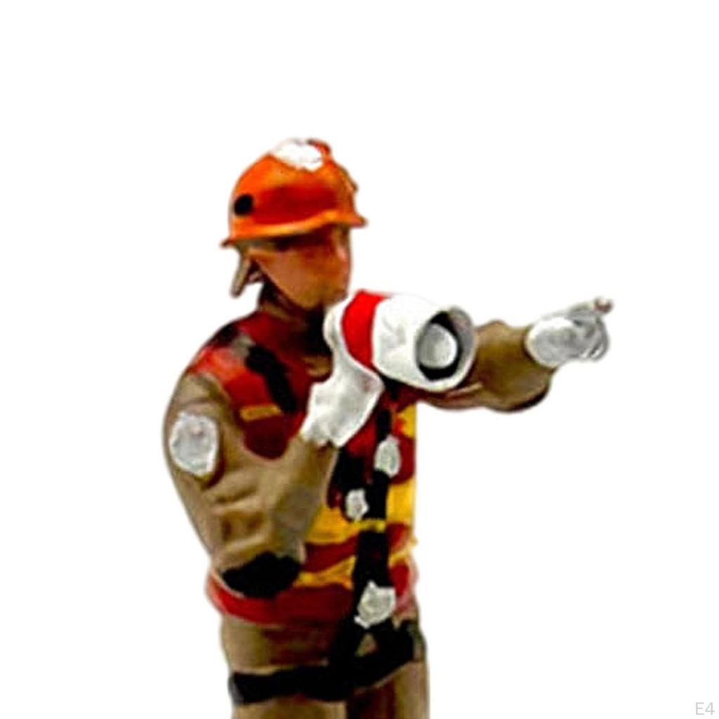 1/64 Firefighter Figures Diorama Action Realistic Tiny People Model for Micro Landscapes