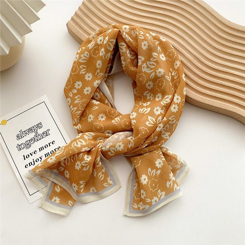 Spring and Summer Fashion Womens Scarf Luxury Designer Beach Scarf Cover-ups Flower Printing Hijab Decorate Scarf