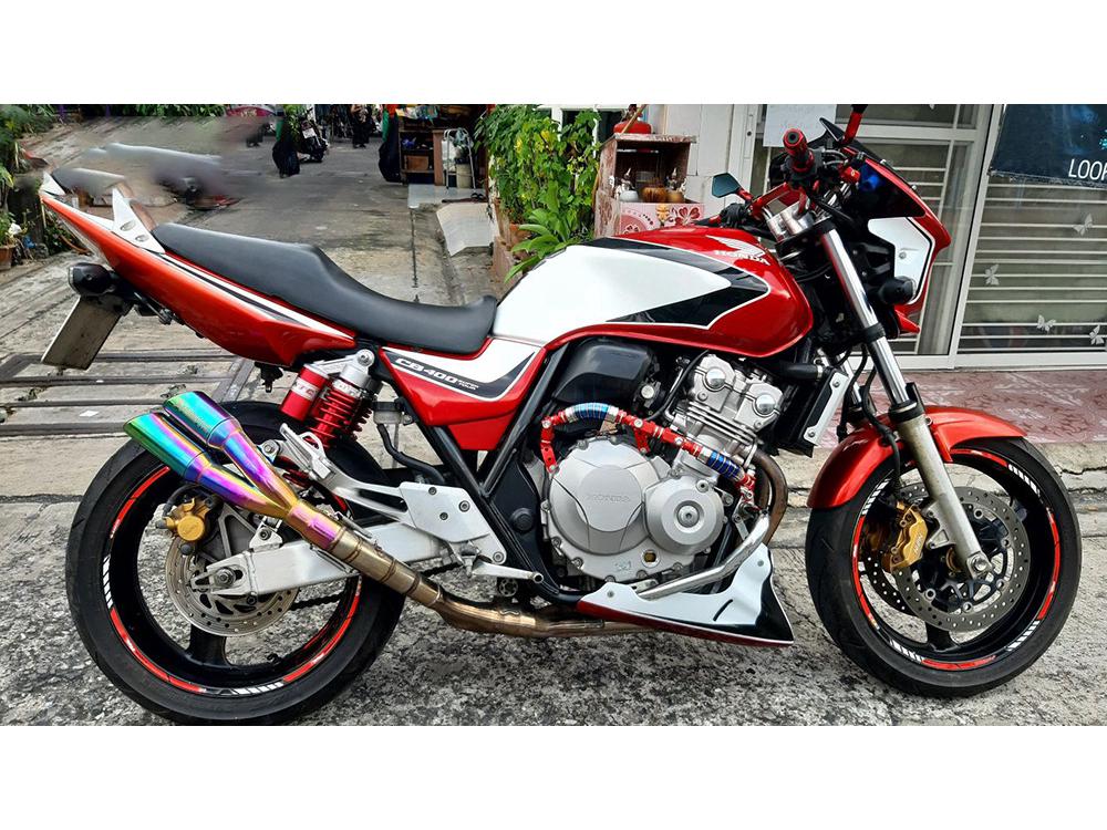 Universal Dual Exhaust Pipe for Vespa, Kawasaki, Yamaha GSXS150 Motorcycles