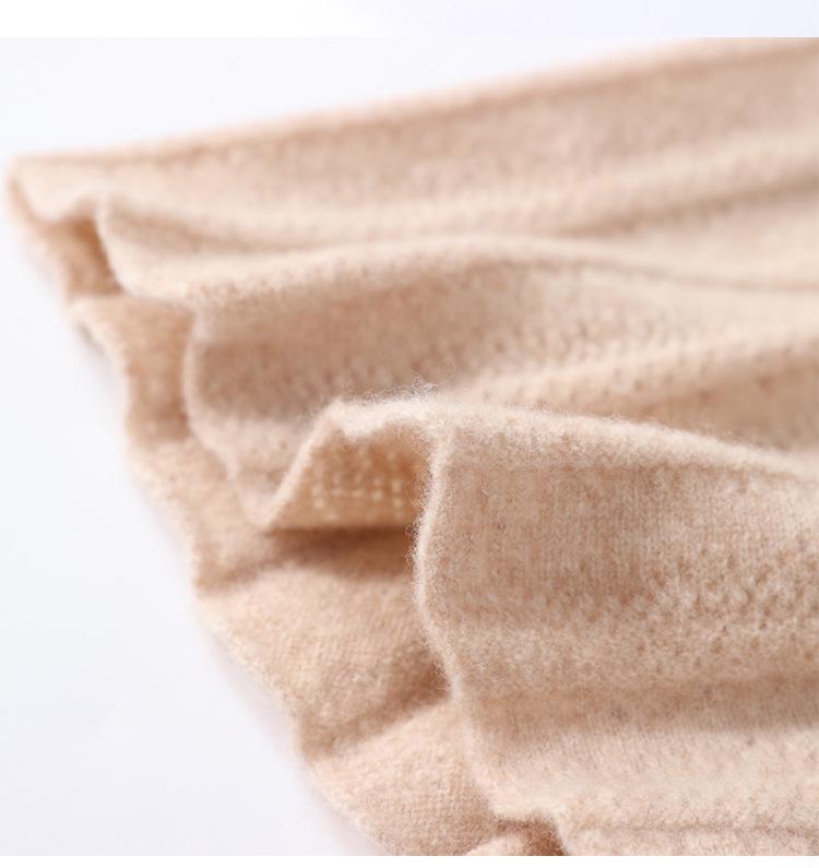 Unisex Wool-Knit Scarf: Thick Neck Cover for Warmth and Support