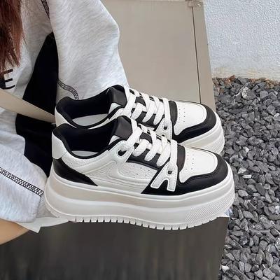 Платформенные белые женские универсальные повседневные спортивные женские маленькие кеды