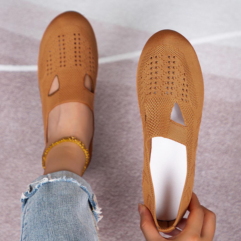 Fly-knit Shoes with A Wide Round Toe Casual Women's Shoes