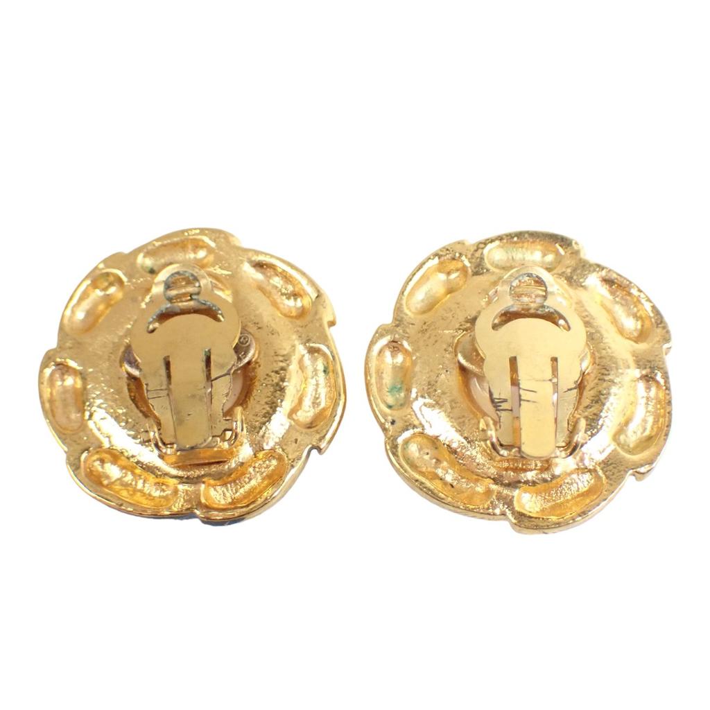 Chanel With Blisters, No Rubber, Large 93P Earring Gold Plated Gold Women Used