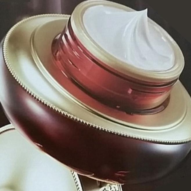 The history of whoo Jinyulhyang Интенсивно восстанавливающий крем для глаз 20 мл