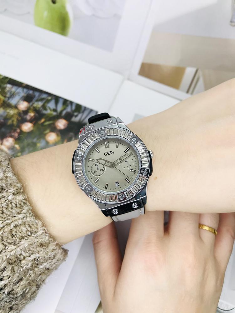 New Luxury Women'S Watch, Sophisticated Design, June New Release, Royal Oak Women'S Watch, Luxury Ladies' Wristwatch.