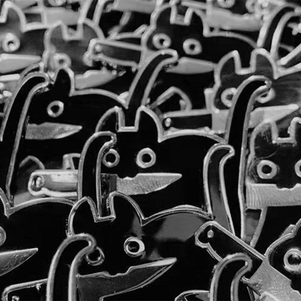 Креативная мультяшная черная кошка в форме популярной эмалированной булавки, значок на лацкан, брошь, забавная