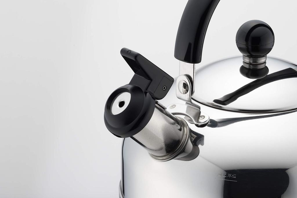 New Yoshikawa Prell Stainless Steel Whistling Kettle, 2.5L, Made In Japan, Induction Compatible, Gift Wrapping Available