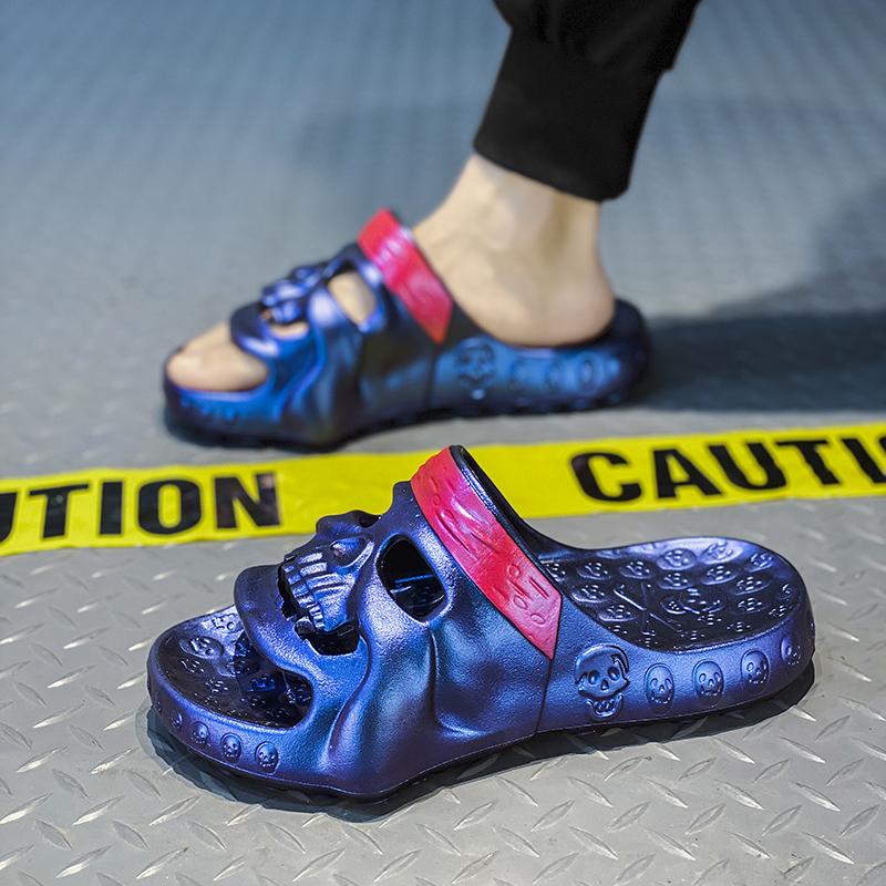 2024 Slippers Men's Skull Fashion Summer Outdoor Wear Stepping On Feces Feeling Indoor Home Home Non-slip Sandals and Slippers