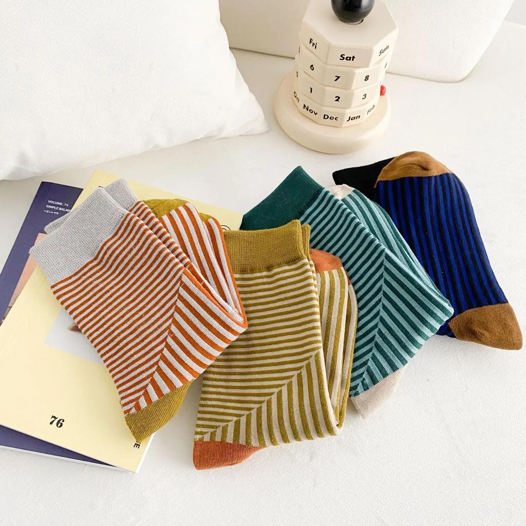 Multicolors Striped Woman Socks Korean Fashion Retro Socks Women Casual Harajuku Cotton Girls Students Crew Socks College Styles