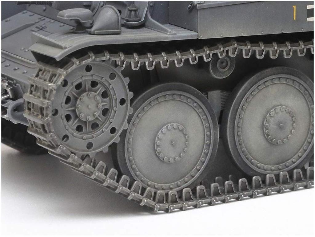 Tamiya Серия военных миниатюр 369 Немецкий легкий танк Тип Пластиковая модель-конструктор 35369 1/35 Нет. 38(T) Э/Ф