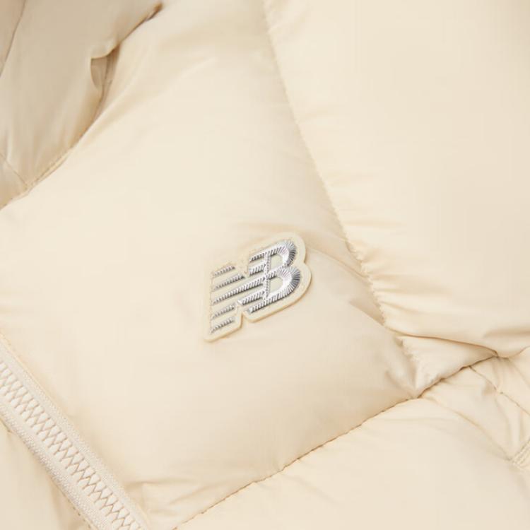 New Balance Детские пуховики с капюшоном Средние 7PF43022-LBG