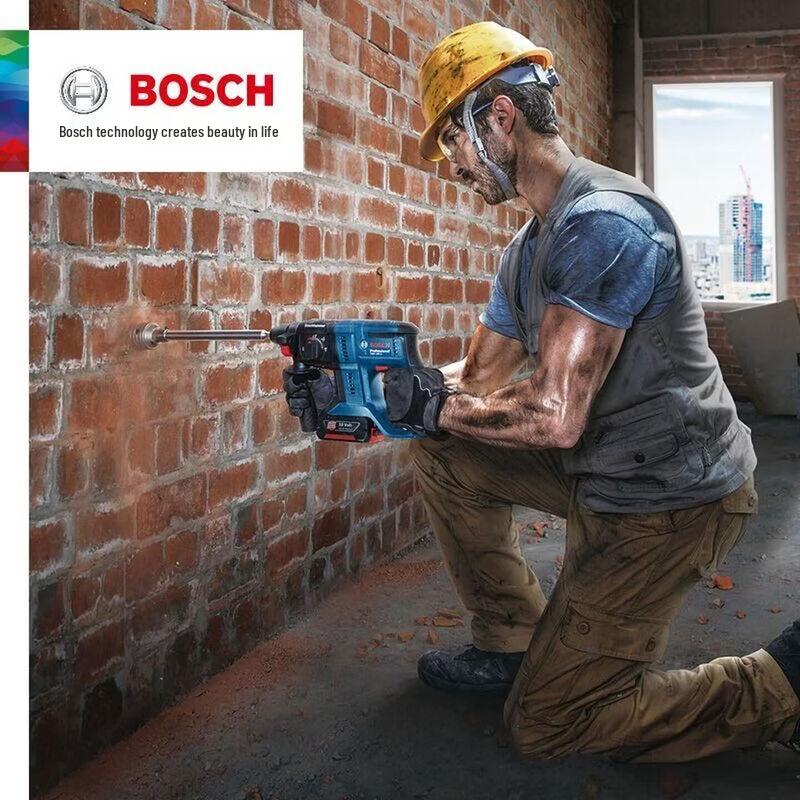 Bosch Беспроводной перфоратор CN вилка (адаптер в комплекте)
