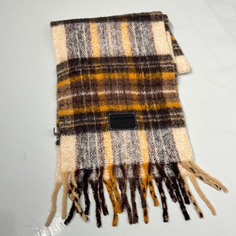 New Plaid Wool Niche Contrasting Scarf Women's Autumn and Winter Thickened Warm Scarf High-end Fringed Shawl