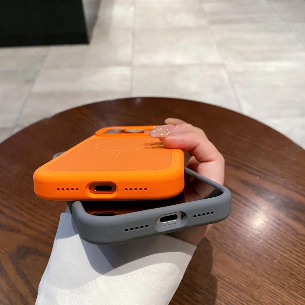 Оригинальный однотонный жидкий силикон для чехла MagSafe для iPhone 17 Pro 17 Pro Max, большое окно, ощущение кожи, противоударный чехол