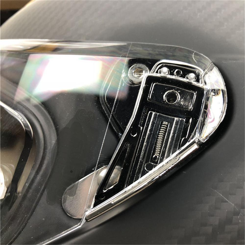 В комплект входит:1 комплект аксессуаров