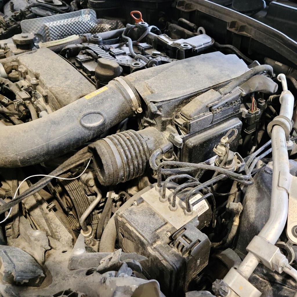 Автомобильный пластиковый радиатор двигателя, выпускная труба охлаждающей жидкости 2712002056 для Mercedes W204 1,8 CGI