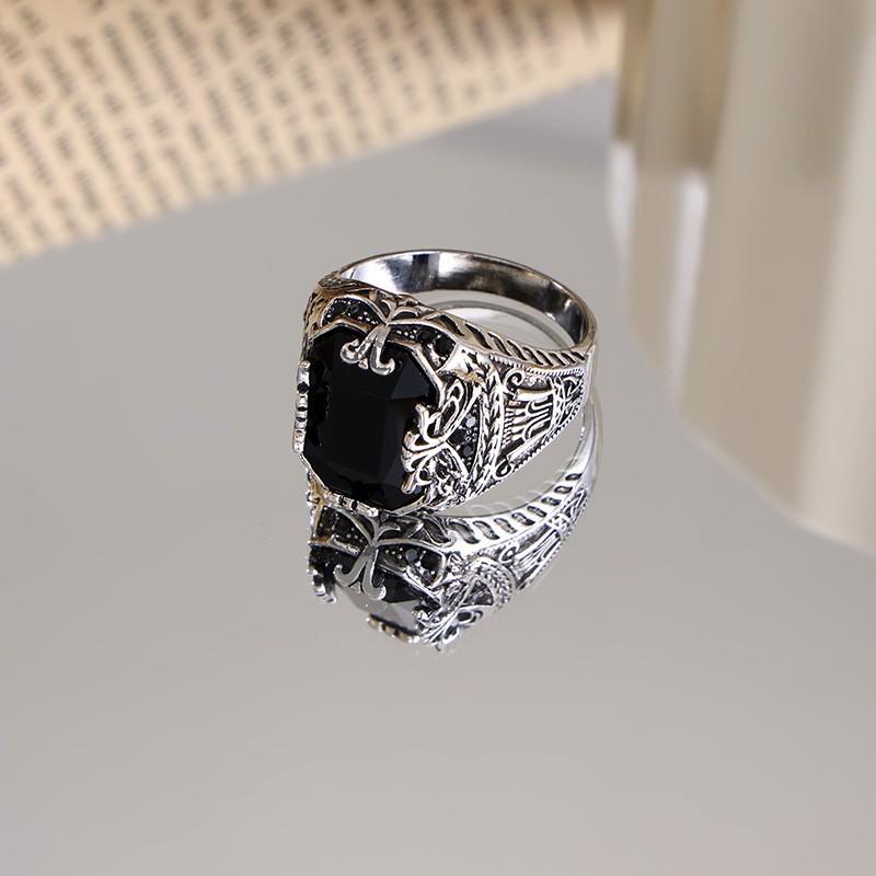 Мужские роскошные кольца Персонализированные Ретро Властные кольца Банкетные аксессуары