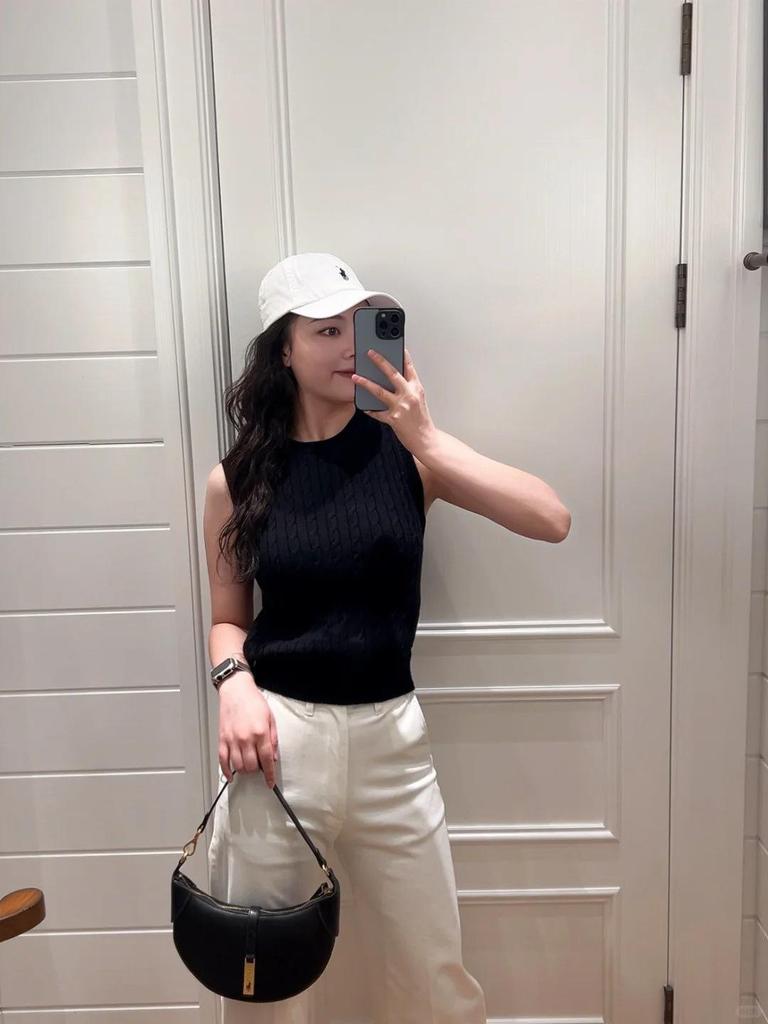 Хлопковый жилет без рукавов в рубчик с вышивкой пони Ralph Lauren в стиле преппи