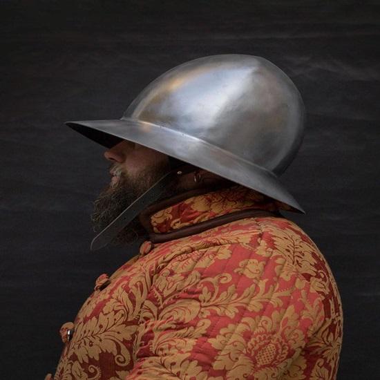 Средневековый шлем-котелок: Часовня де Фер XIV века, LARP доспехи SCA