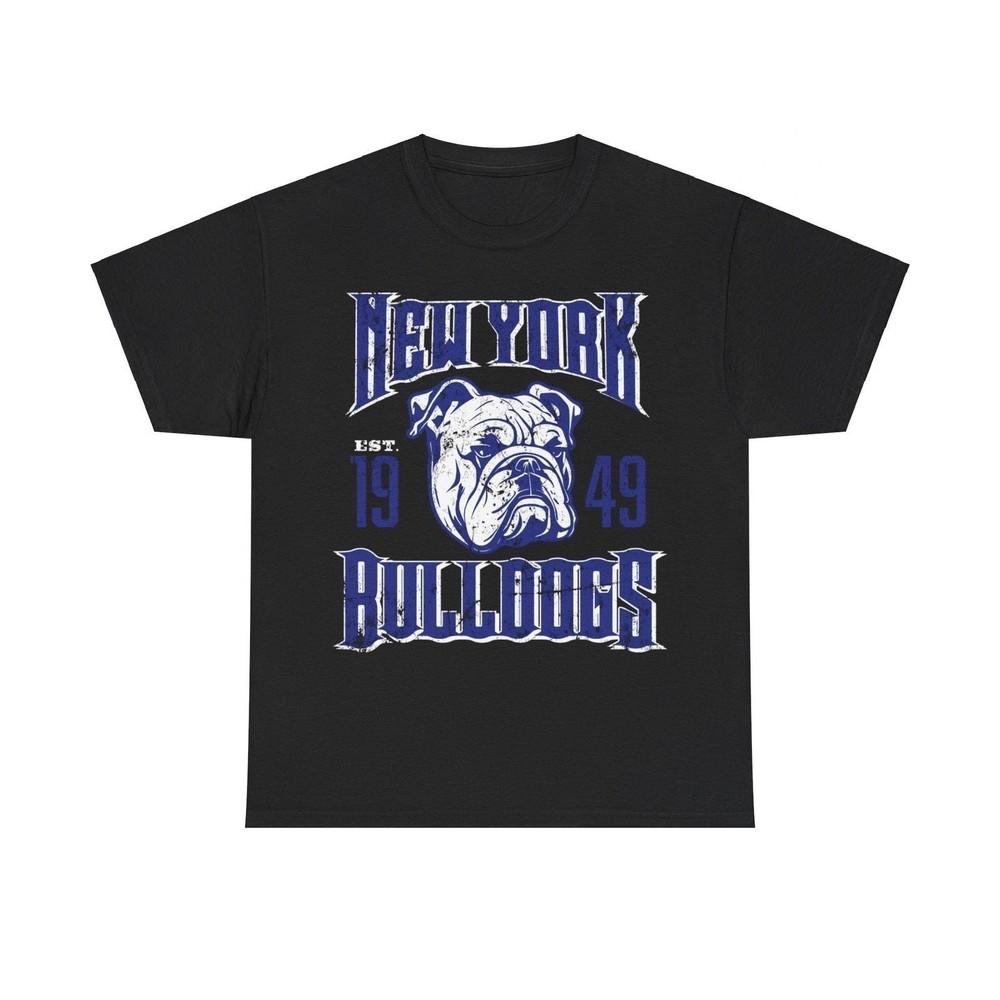 Футболка с изображением Футбольной команды New York Bulldogs, основанной в 1949 году