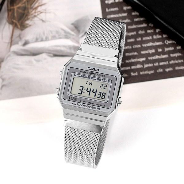 Casio Vintage Collection Super Slim Case LED Light Free Buckle Watch 700 Silver Mesh