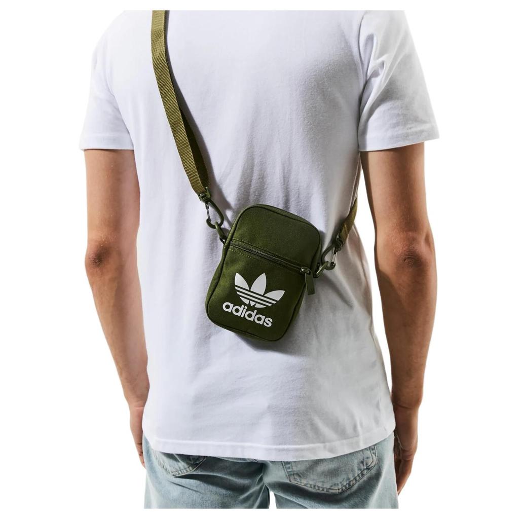 adidas Оригинальная сумка через плечо из полиэстера Regular Унисекс Зеленая GN5462