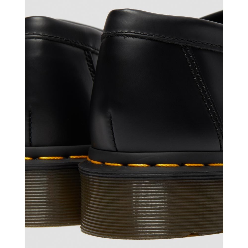 Доктор Мартенс Адриан