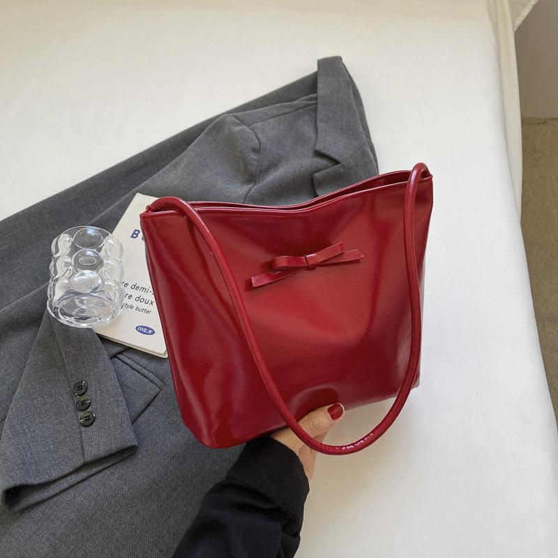Женская сумка из искусственной кожи с дугой, красные сумки-ведра, простые дорожные сумки, универсальная сумка через плечо для женщин, корейский тренд, повседневная, новая