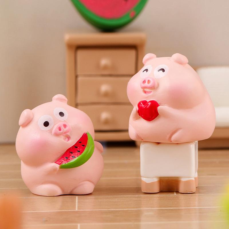 Статуэтки Миниатюры Мультфильм Милый Поросенок Микро Ландшафт Украшения Для Украшения Дома Декор Комнаты Настольные Украшения Автомобиля