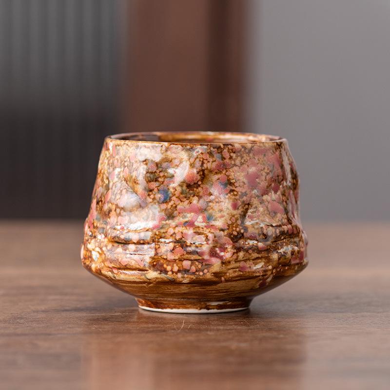 Ретро керамическая кружка с глазурью «хамелеон»: Плиссированная кофейная чашка из грубой керамики