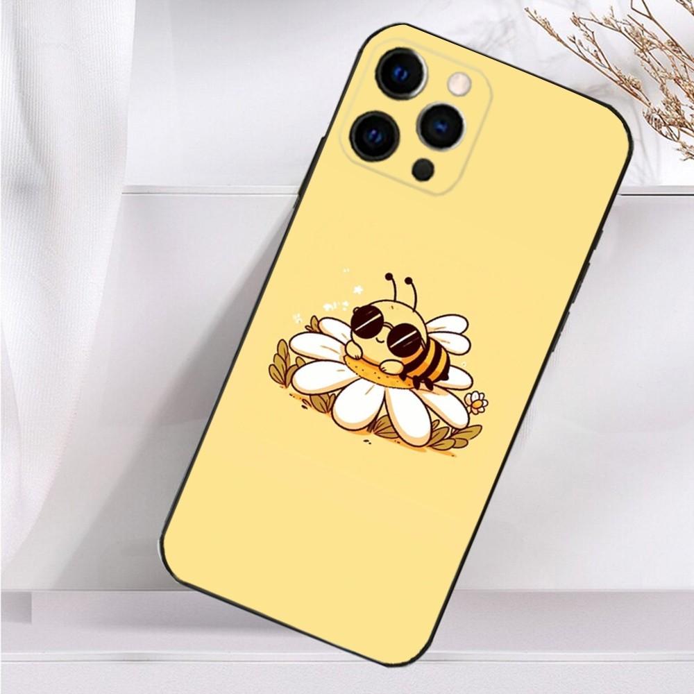 Мультяшный Чехол для Телефона с Маленькими Желтыми Пчелками Для iPhone 16,15,14,13,12,11 Plus,Pro Max,XS,X,XR,SE,Mini,8,7 Мягкий Силиконовый Черный Чехол