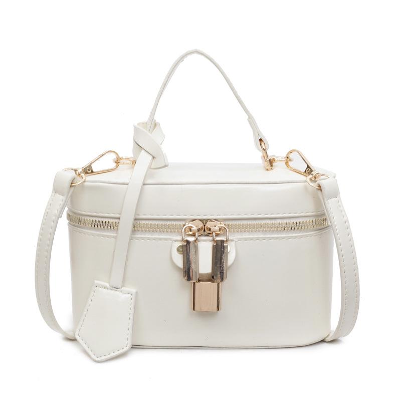 Нишевая женская сумка высокой стоимости 2025 новая модная и универсальная цепочка сумка кроссбоди коробка маленькая квадратная сумка сумка подмышку