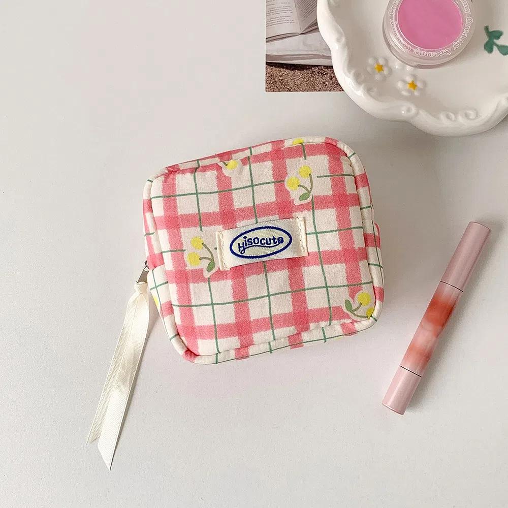 Large Capacity Y2K Cherry Pencil Case Checkered Cartoon Cherry Makeup Bag Korean Pencil Bag Gifts