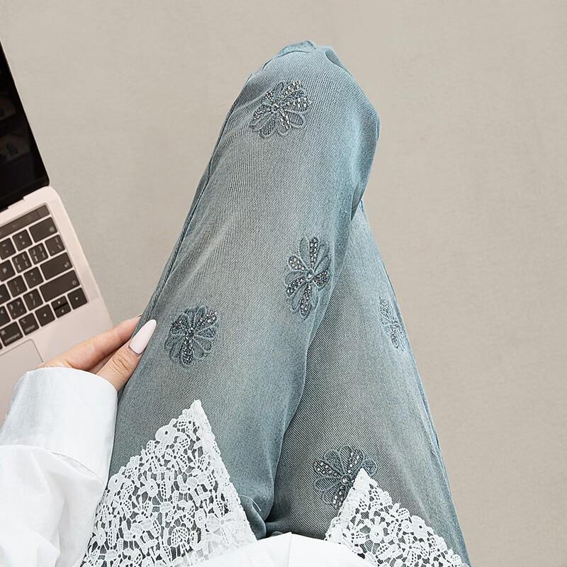 Женские стираные прямые джинсы с вышивкой