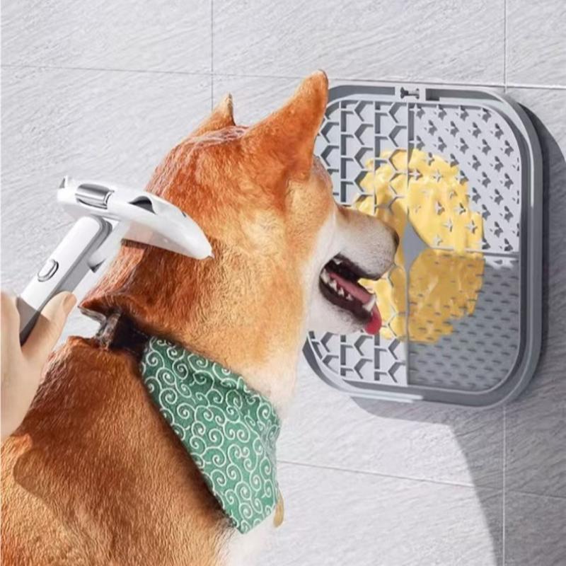 1pc Pet Lick Silicone Mat Dog Slow Food Plate Bathing Distraction Sucker Food Training Feeder Pet Supply