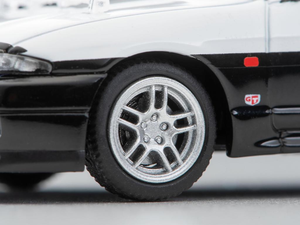 Tomica Limited Vintage Neo LV-N322a Nissan Skyline GT-R Patrol Car Saitama Prefectural Police Completed Product