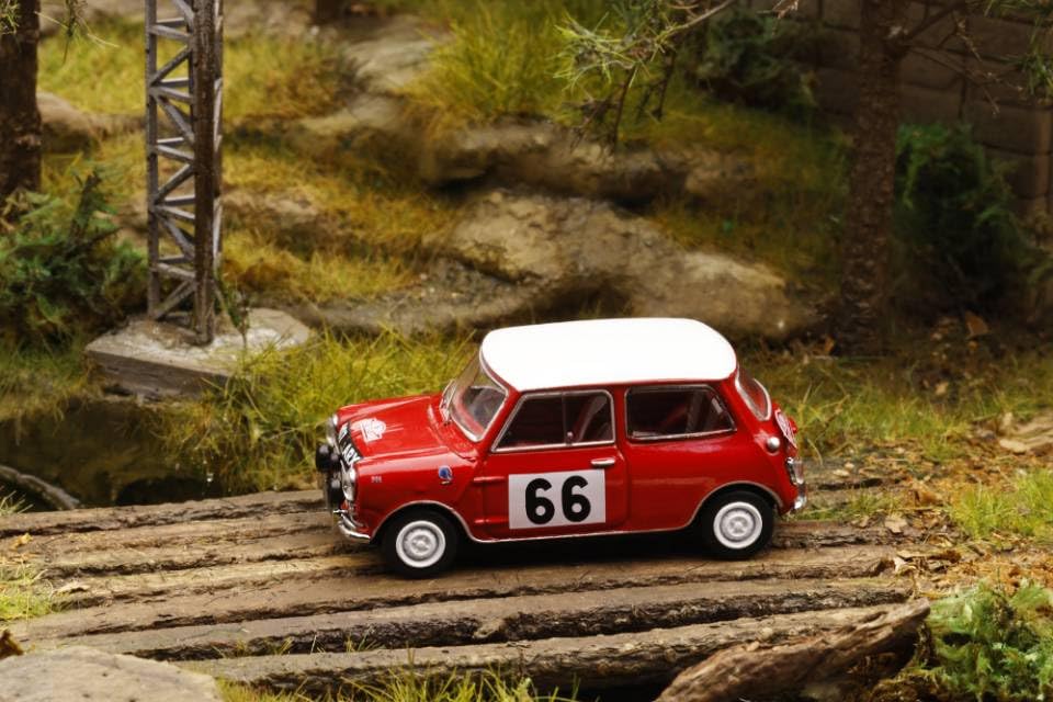 Gaincorp Products GCD Mini Cooper Красный #66 1/64 Готовая модель KS078-658