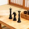 Статуэтка шахматной фигуры Yousheng Коллекционная скульптура черного и белого коня Король Королева Конь Шахматная фигурка для украшения дома, офиса, стола, полки