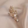 Fashionable and Simple Leaf Brooch High-end and Elegant Light Luxury High-end Women's Elegant Temperament Pin Coat