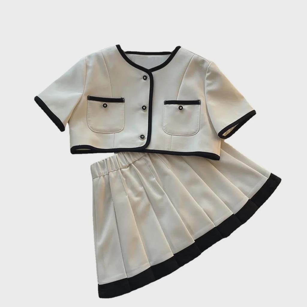Girls' Summer 2023 Xiaoxiang Style Solid Color Two-Piece Set: Short-Sleeved Top & Pleated Skirt