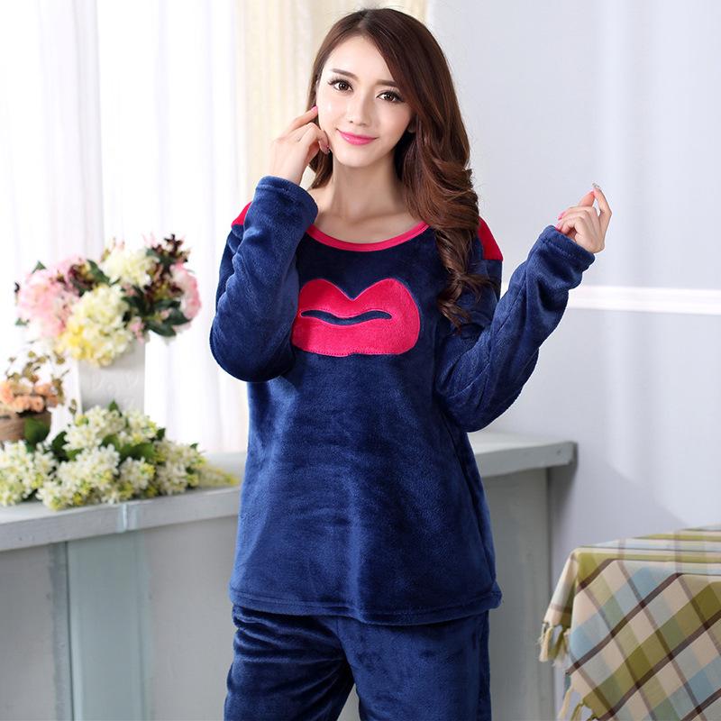 Women's Long-Sleeve Flannel Pajamas - Cute Cartoon Coral Fleece Set for Fall & Winter
