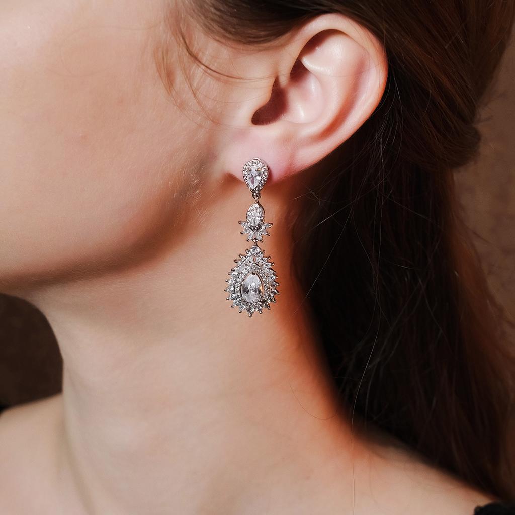 Серьги из сплава в стиле ретро со стразами, высококачественные серьги, повседневные женские украшения, легкие и роскошные свадебные серьги