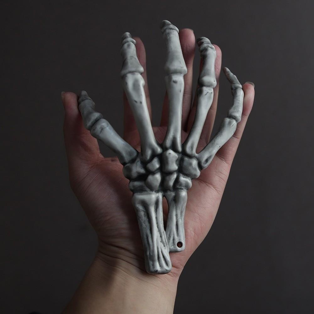 Lightweight Skeleton Hand Realistic Size Scary Props Plastic Hand Ornament Haunted House