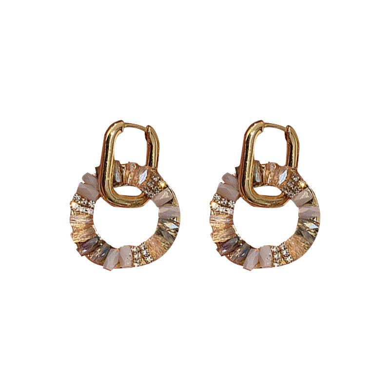 Retro diamond studded Zircon Circle Ear Buckle Earrings Ins, a Fashionable Pair of High-end Earrings for Women