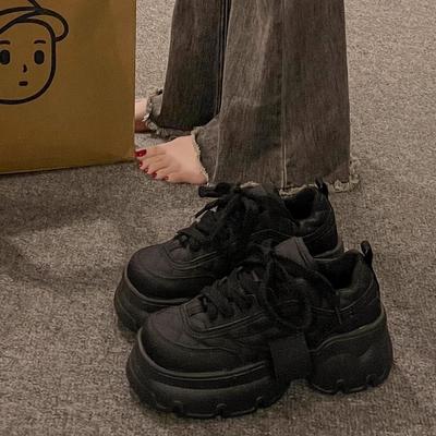 Популярные черные туфли на платформе белого цвета, женские весенние и осенние туфли для увеличения роста, 2025, новые повседневные спортивные туфли для пап, ins tide