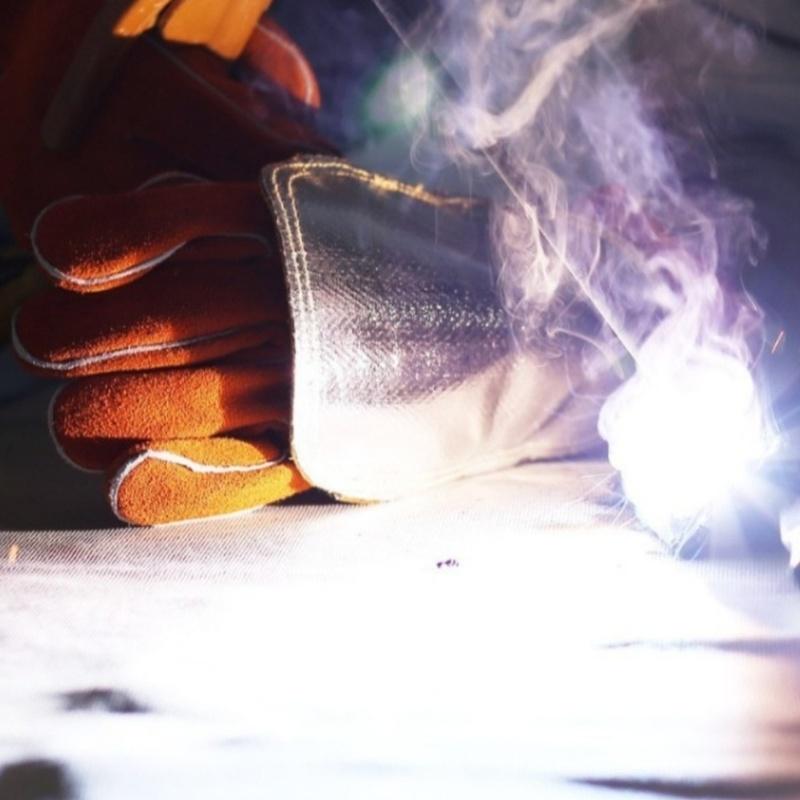 Heavy Duty Welding Hand Shield with Reflective Aluminum and Abrasion Resistant Cowhide for High Temperature Protection