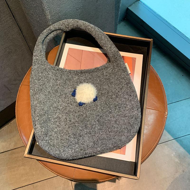 Solid Color Knitted Handbag Fashionable and Versatile Casual Handbag Woven Tote Bag Bolsas De Mujer